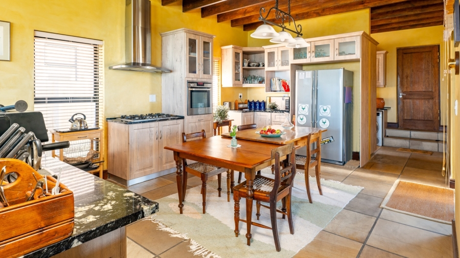 5 Bedroom Property for Sale in Agulhas Western Cape